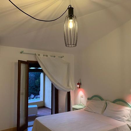 Godo Beach Hotel 바야사드리니아 외부 사진