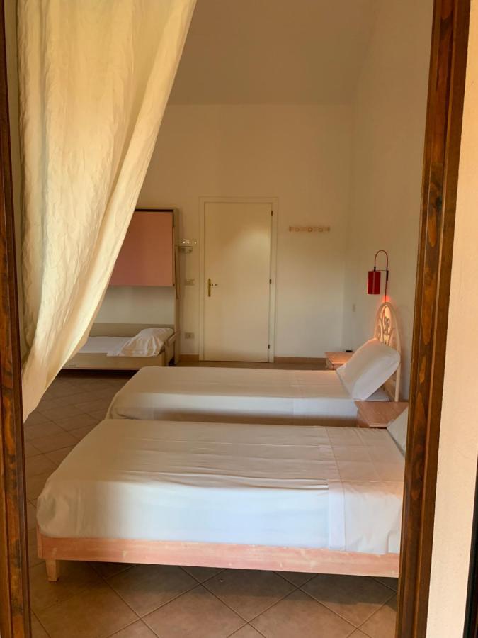 Godo Beach Hotel 바야사드리니아 외부 사진
