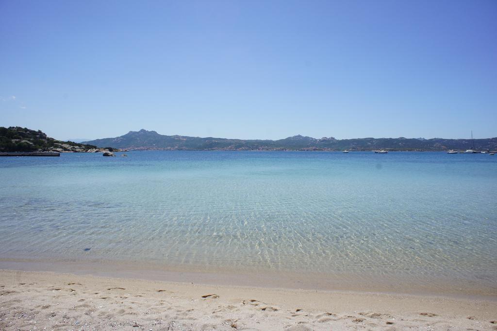 Godo Beach Hotel 바야사드리니아 외부 사진