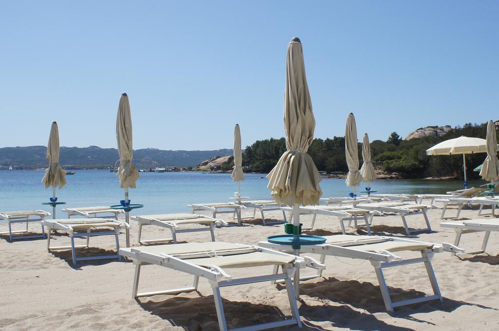 Godo Beach Hotel 바야사드리니아 외부 사진
